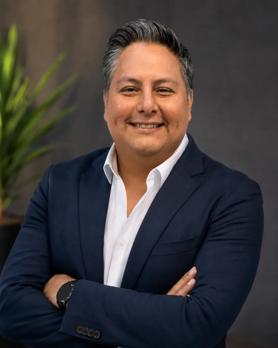 Rafael Reyes, asesor inmobiliario certificado